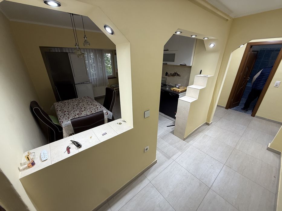 Ofer spre închiriere Apartament  2 camere în Micro 17