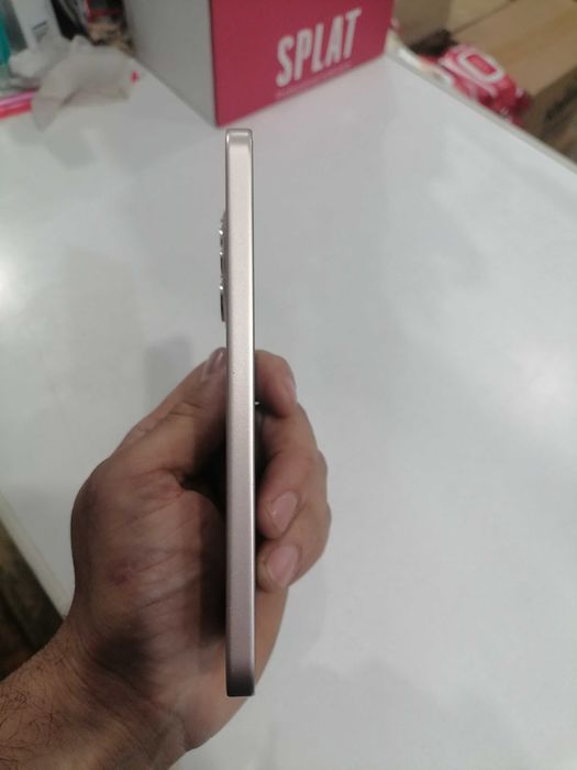 Honor 400 5 g sotiladi