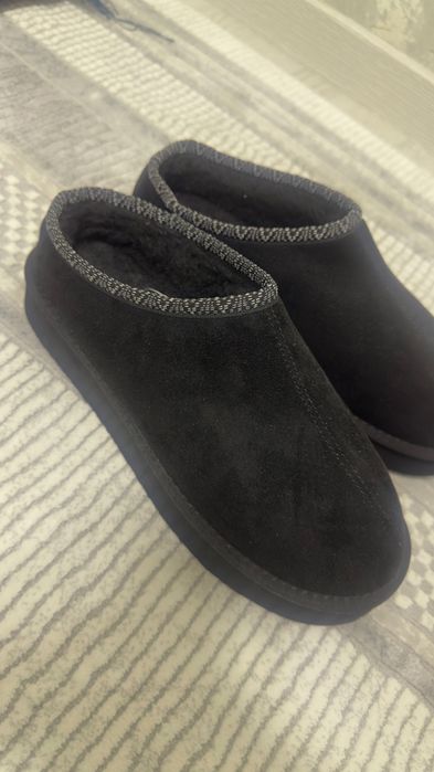 Женская новая Уги