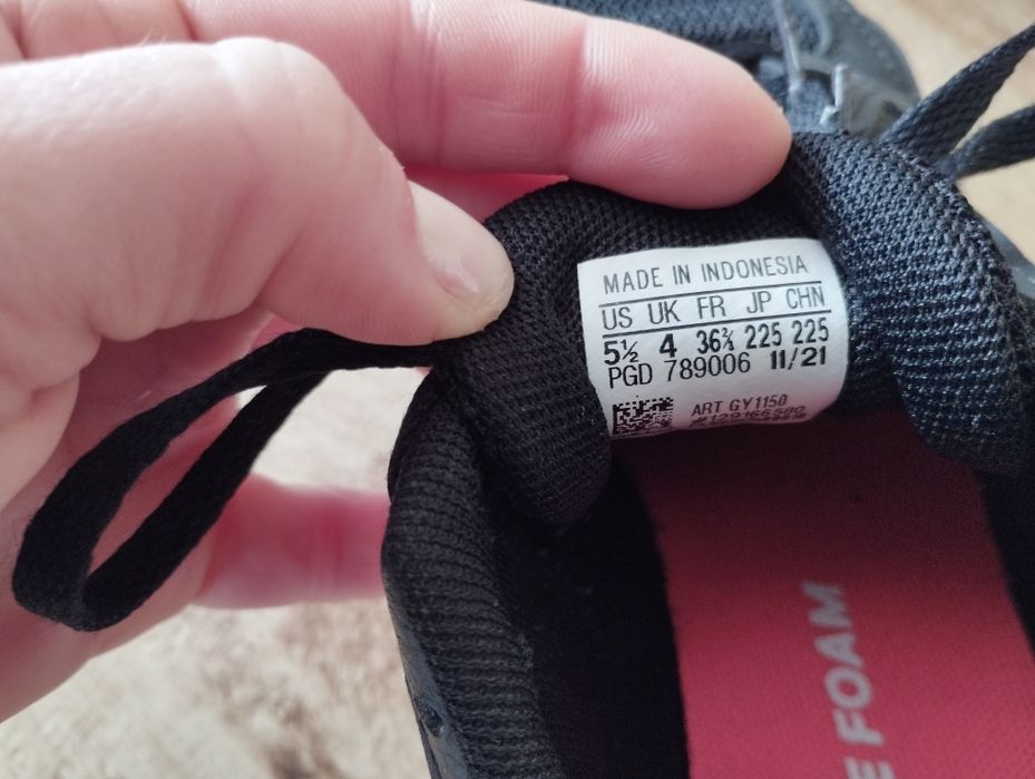 Маратонки Adidas 36 н