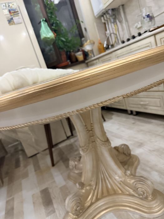 Стол обеденный для кухни или зала