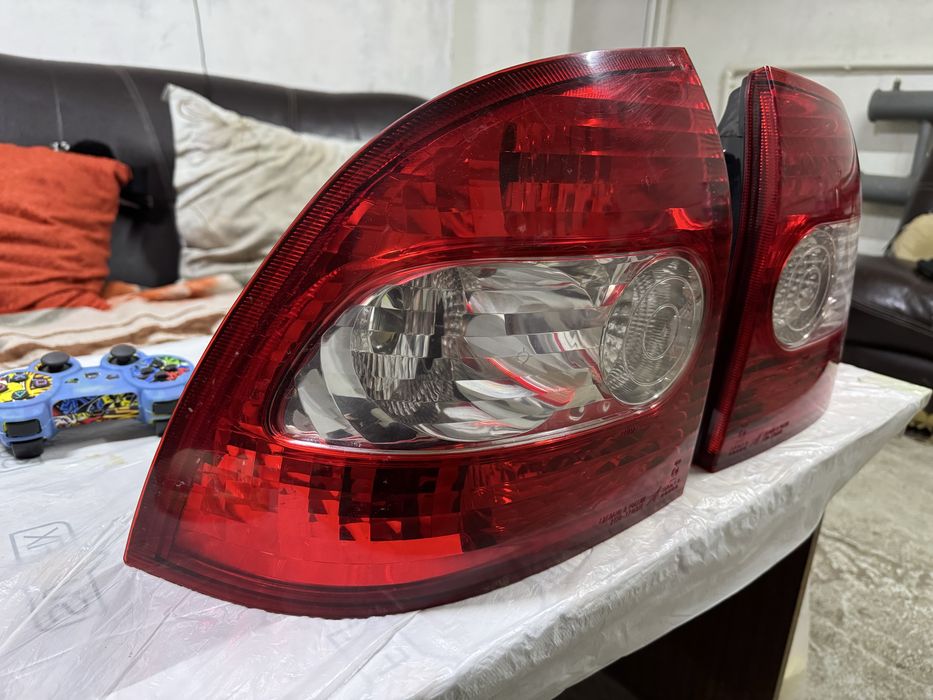 Задние фонари приора 1