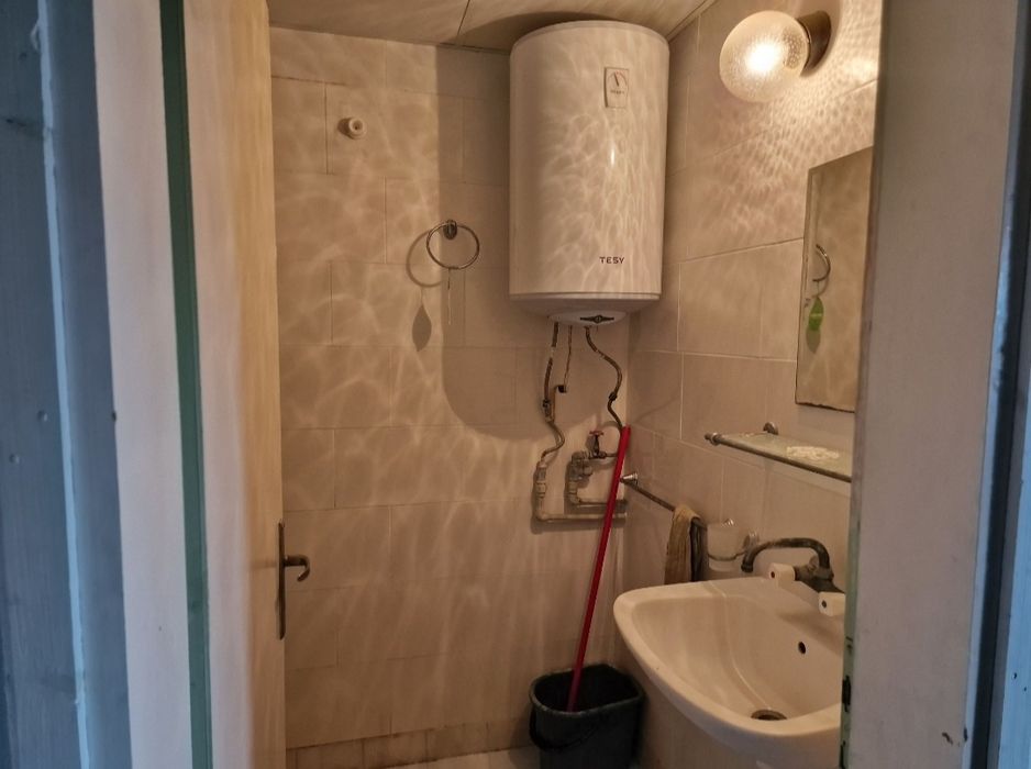 Дава се под наем Двустаен апартамент в Пазарджик, Център - 59 кв.м за 193.8 € - Снимка #7