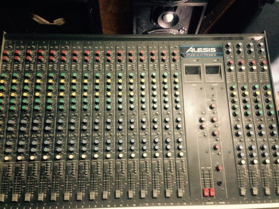 Микшерский пульт Электроника- 03