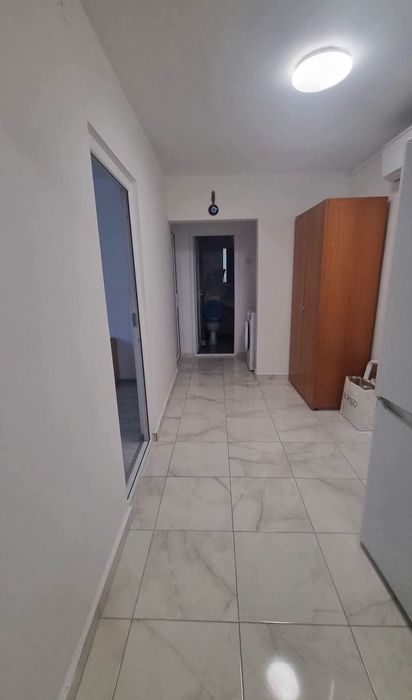 Persoana fizică, închiriez apartament cu doua camere,zona Campus universitar