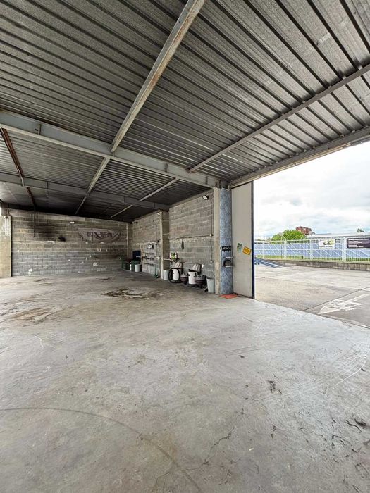 Дава се под наем Промишлена сграда в Стара Загора, Център - 600 кв.м за 1020 € - Снимка #2