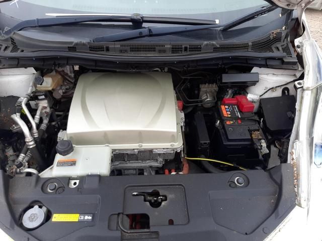 Dezmembrez Nissan Leaf 1