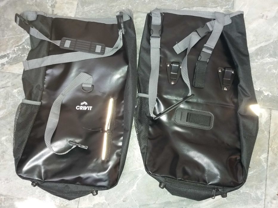 Geanta ghiozdan portbagaj moto bicicleta scuter vinilin 40x30x15cm