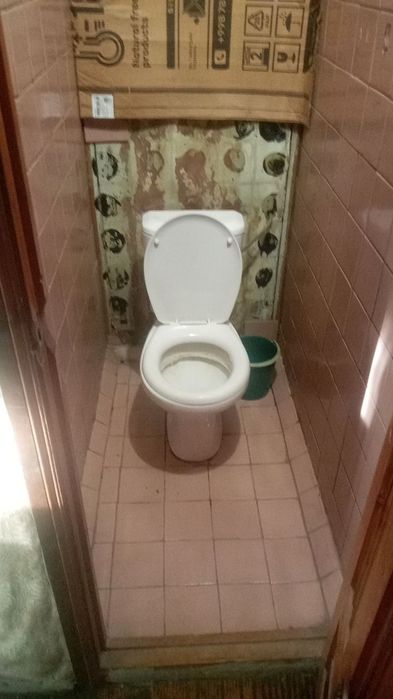 Mirobod tumani Sarakulda 2 xonali 3 etajda  kvartira ijaraga beriladi