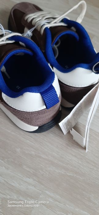 Zara 32  номер 20.3см и 33 номер нови 20.6см