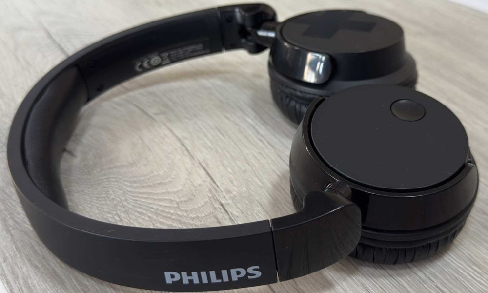Слушалки Philips BASS+ TABH305BK