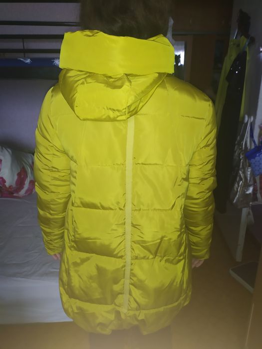 Продам куртку подростковую рост 160 см