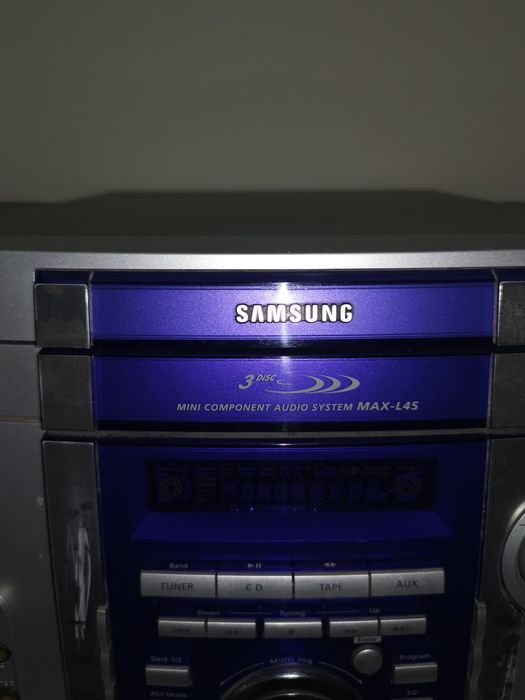 Музыкальный центр