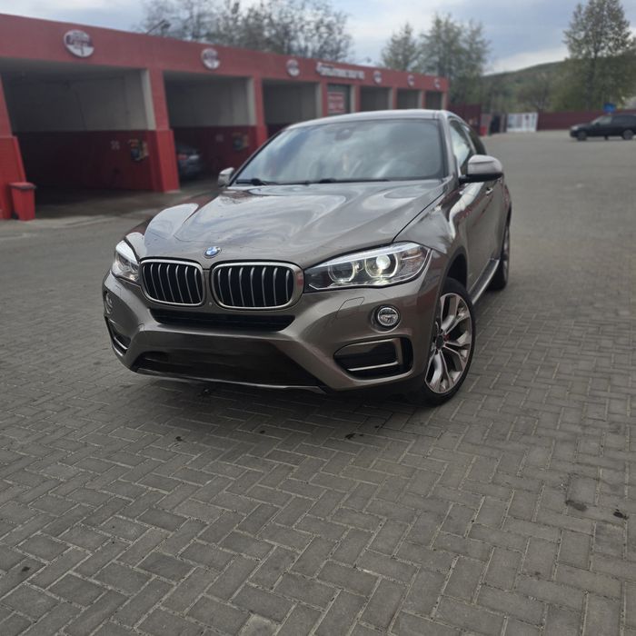 Vând BMW X6 automata