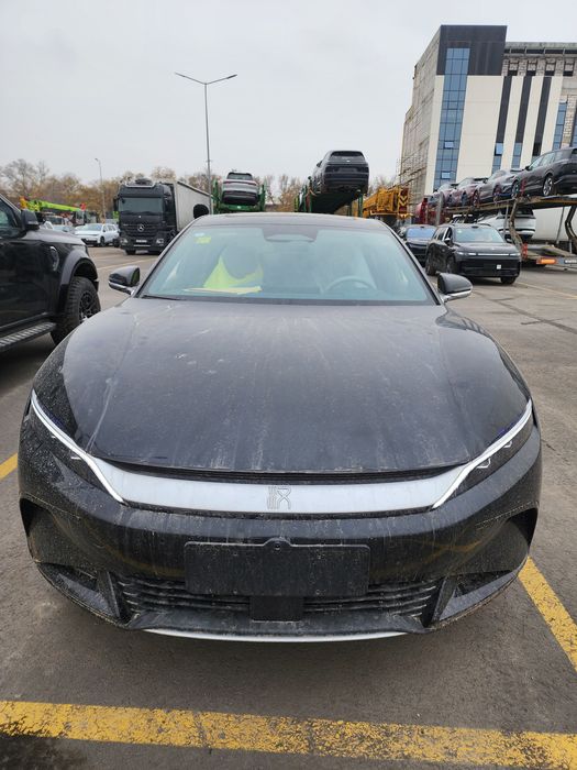 BYD HAN 2026 model 635 km.