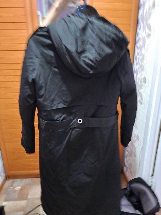 Продам парку очень теплая