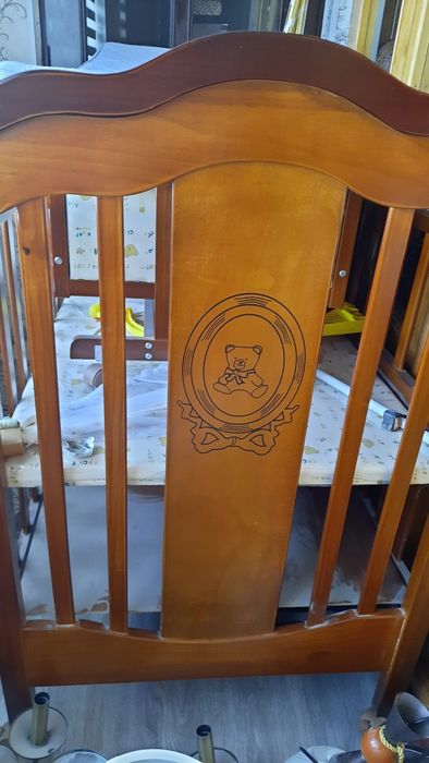 Продам кровать с люлькой из Дубай