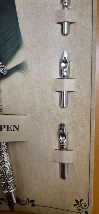 Писалка перо екзотична