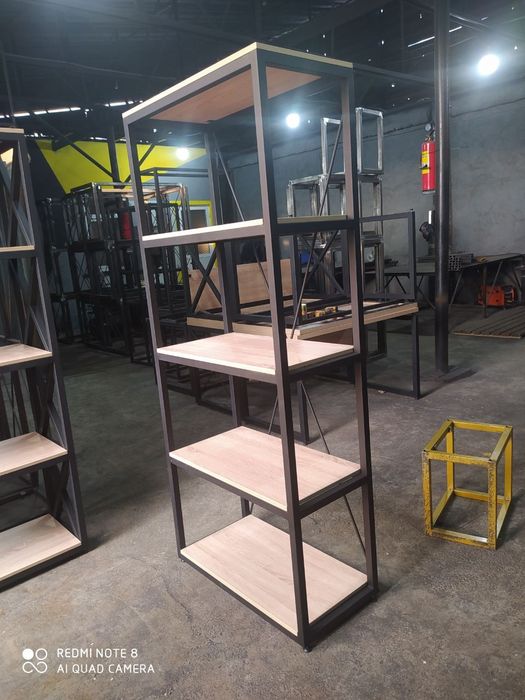 Барча турдаги лофт мебелар