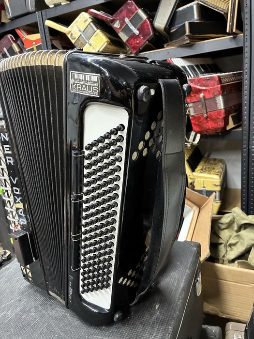 Acordeon Hohner Atlantic IV N deluxe Vox4 cu amplificare 120 basi