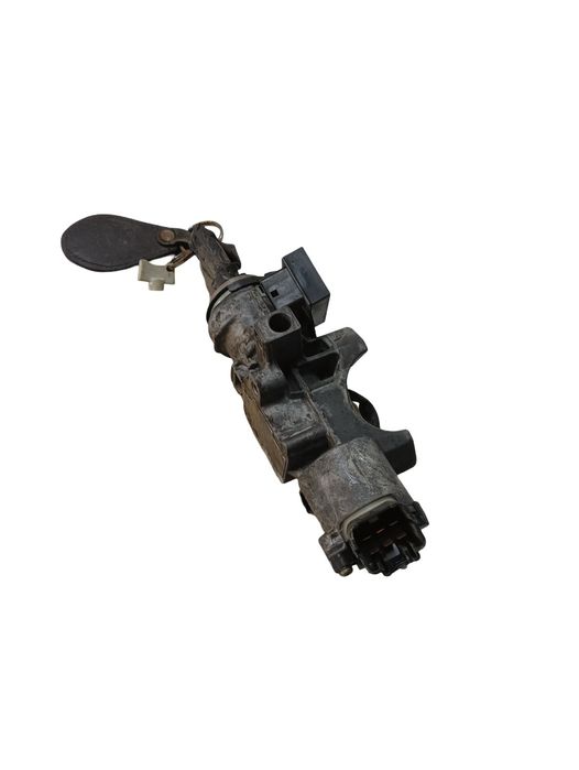 Contact Auto Toyota Avensis Saloon _T25_ 2003 - 2008