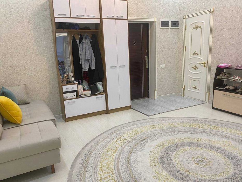 Новостройка, 104 кв.м. Норамед клиника. Экобозор. Своя. Срочно!