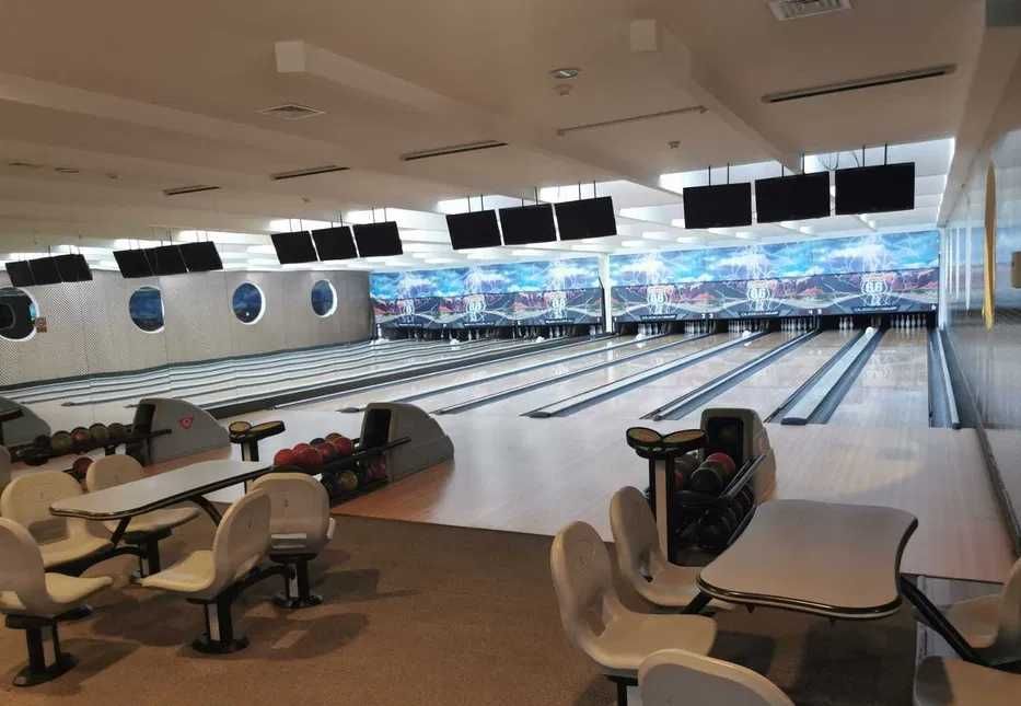6 piste bowling - echipament complet - QUBICA AMF in perfecta stare