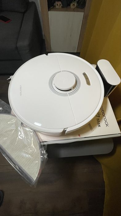 Aspirator inteligent Roborock Q7 Max