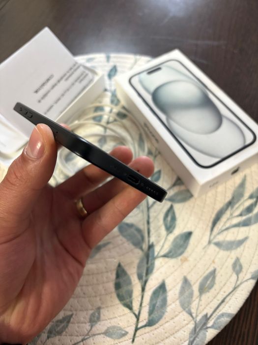 Iphone 15 black 128Gb