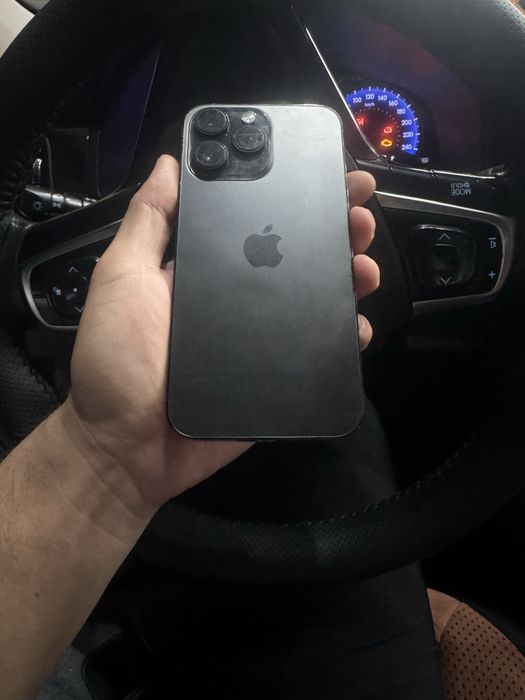 Продам айфон 14 про макс