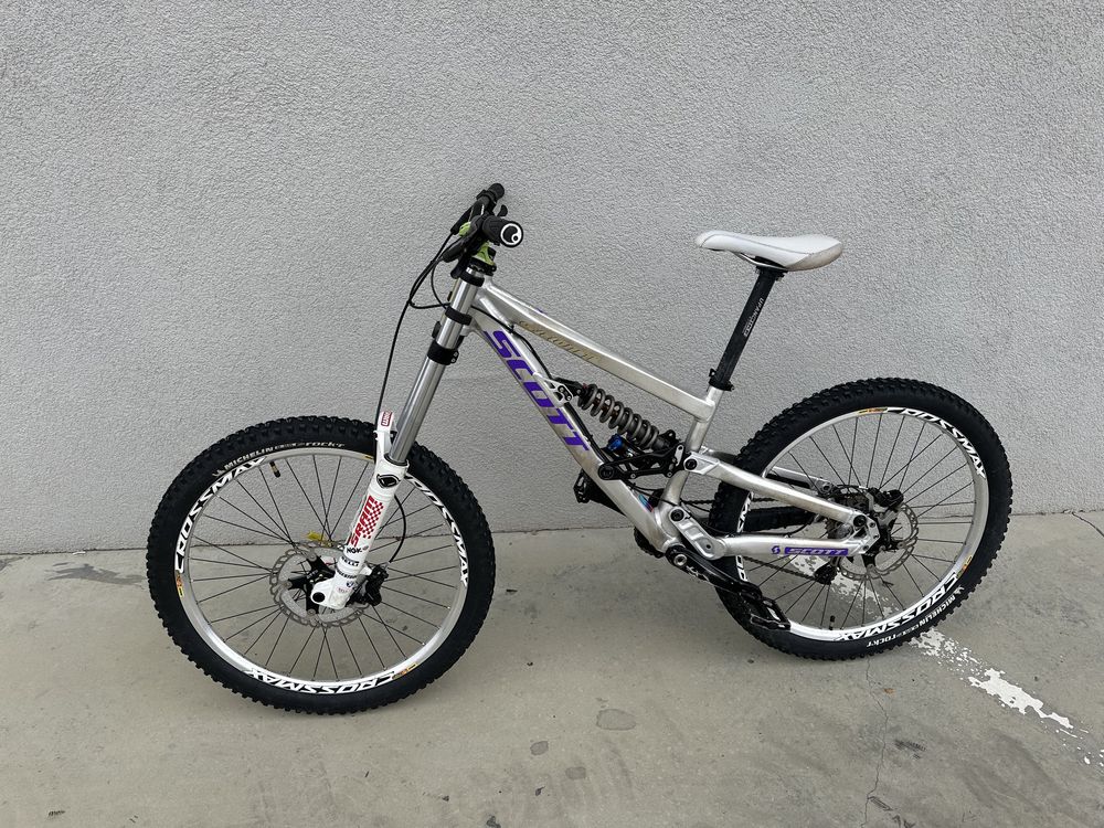 Bicicleta best sale scott enduro