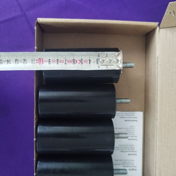 Мебелни крака 10 бр.