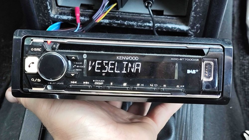 Авто СД Радио Kenwood KDC BT-700 DAB сд плеър