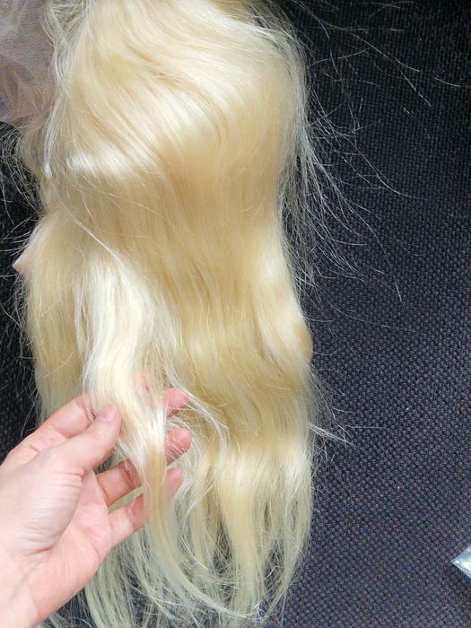 Peruca blonda 100% par uman natural  noua lace dantela bob lung