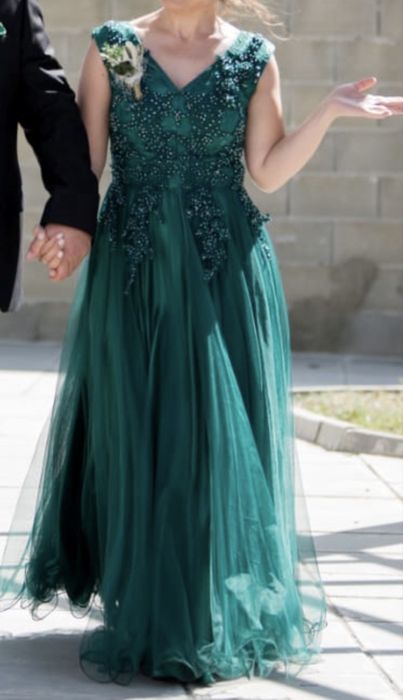 Официална бутикова рокля