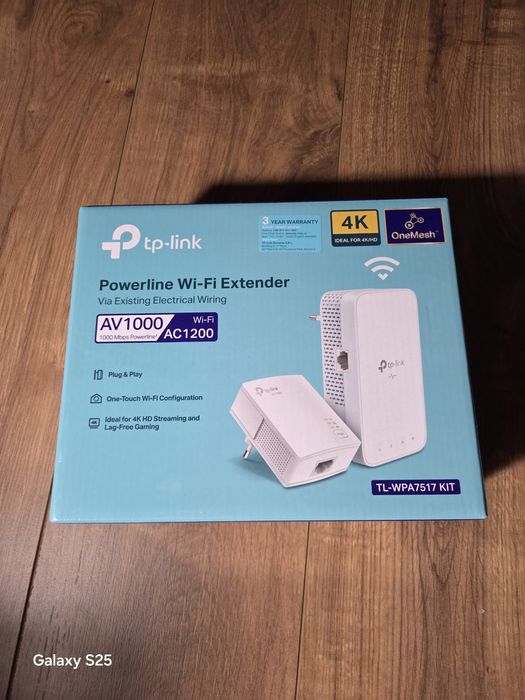 Продавам Tp-link TL-WPA7517 KIT powerline wifi extender