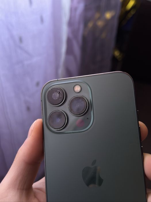 Iphone 13 Pro green