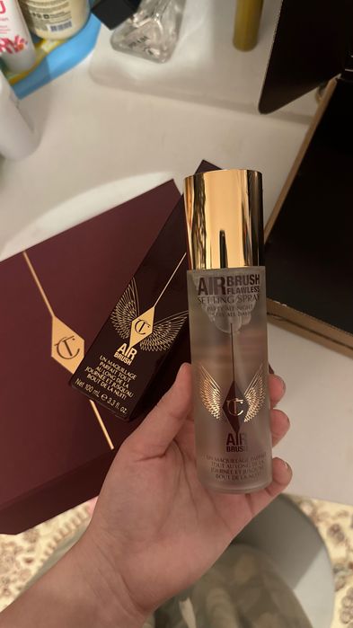 Фиксаторы от Charlotte Tilbury, набор