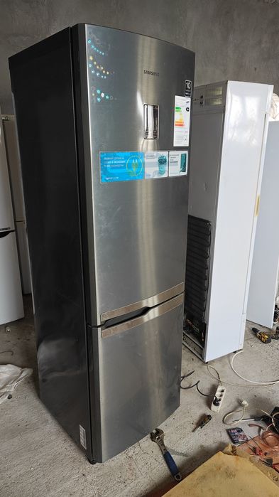 Самсунг холодильник продам