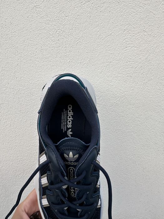 Adidas Ozweego J