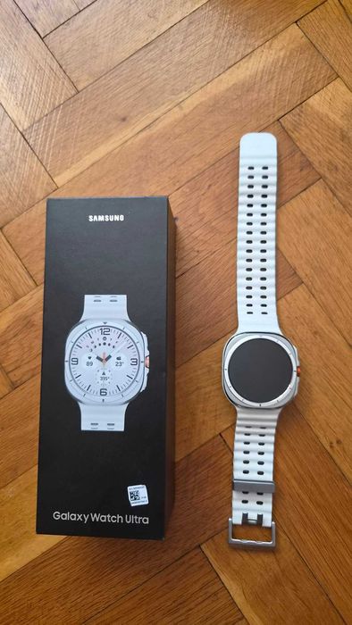 Samsung Galaxy Watch Ultra - Като нов ! - LTE 47mm
