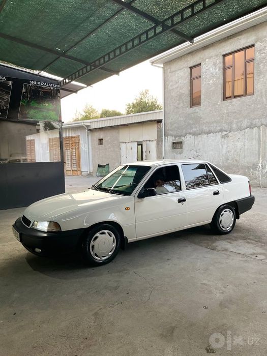 Автомобил сотилади