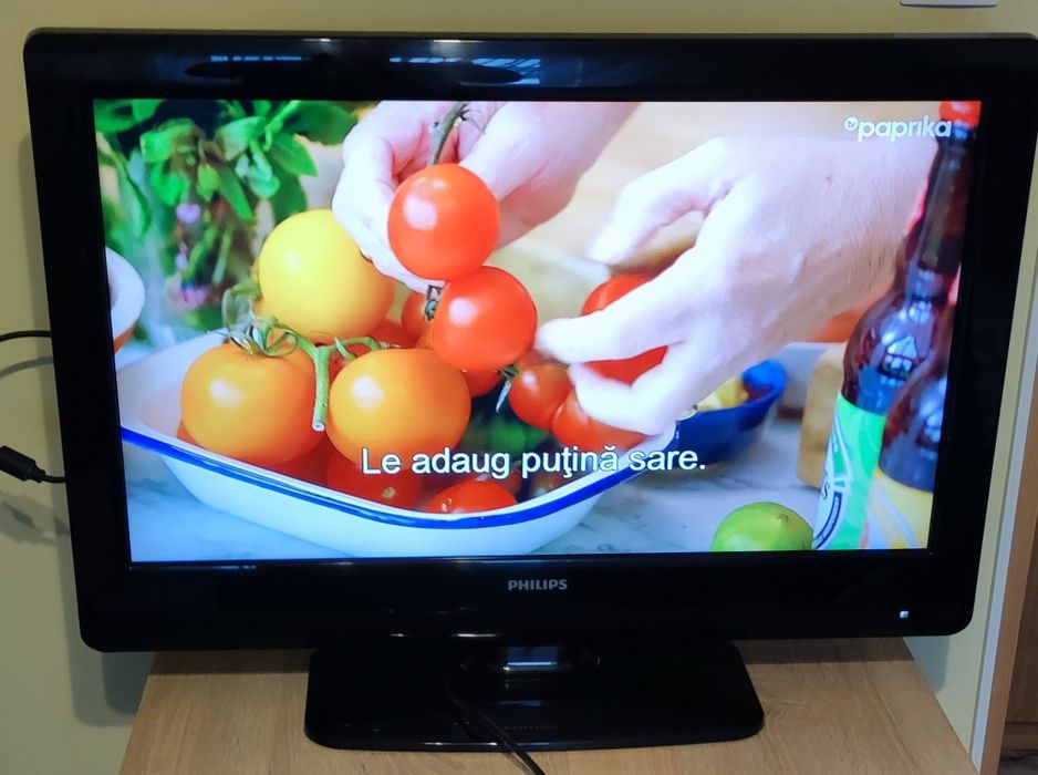 Televizor LCD PHILIPS diagonală 80 cm
