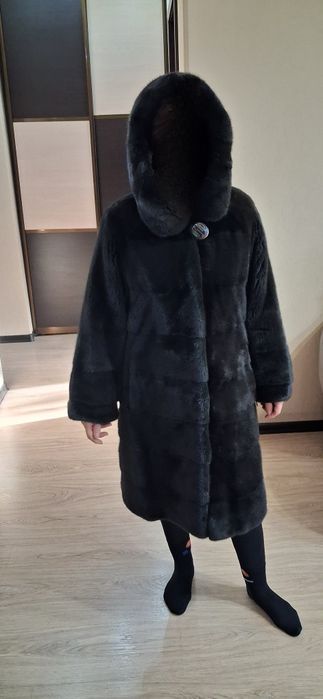 Продоется норковая шуба