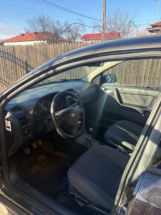 Proprietar vând Opel Astra
