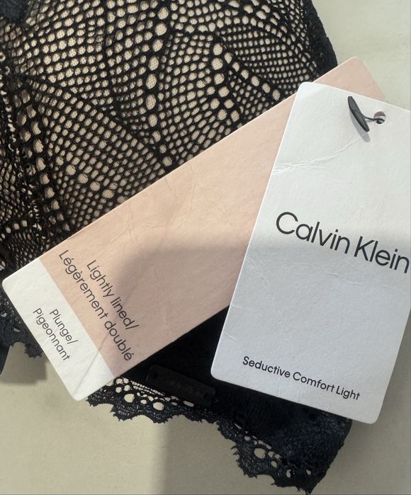 Calvin Klein сутиен размер 80В