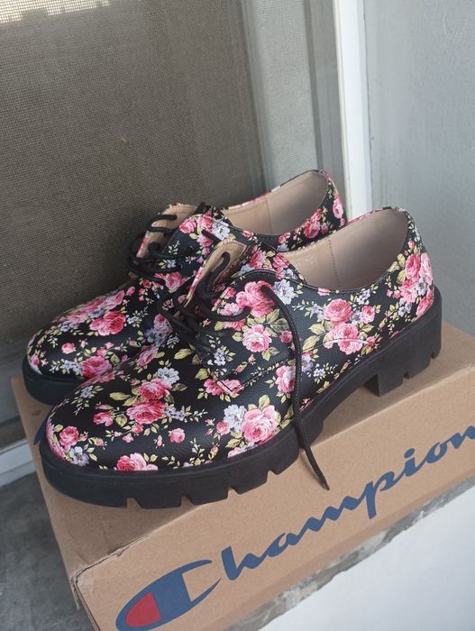 Ежедневни обувки 39 номер