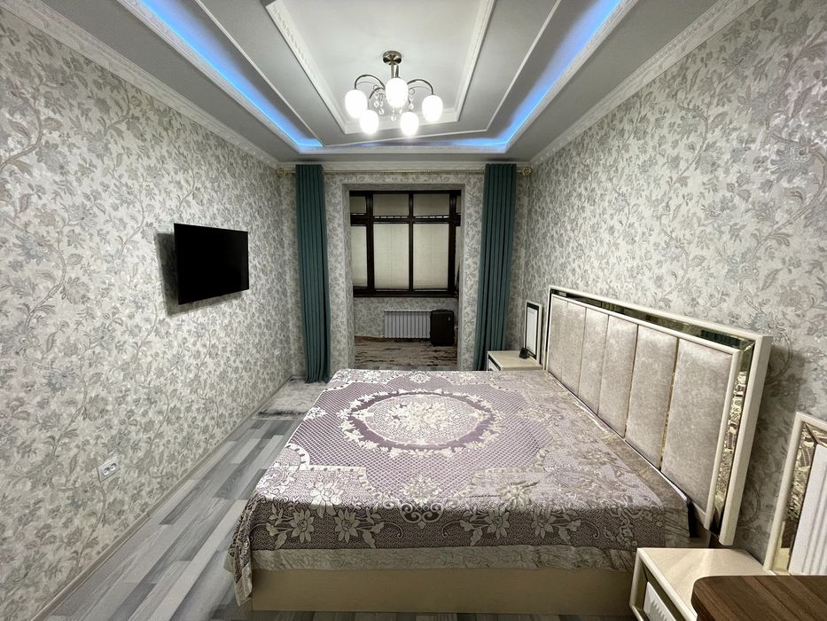 4/1/9 новостройка уй подвали билан сотилади. 98+ 80 м кв подваль