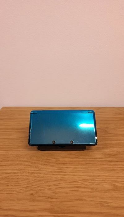 Nintendo 3DS,  Modat, 1500 jocuri, 20-în-1, gata de joacă + Online