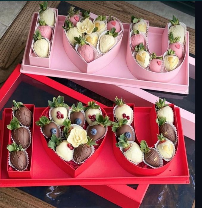 Клубника в шоколаде Астана